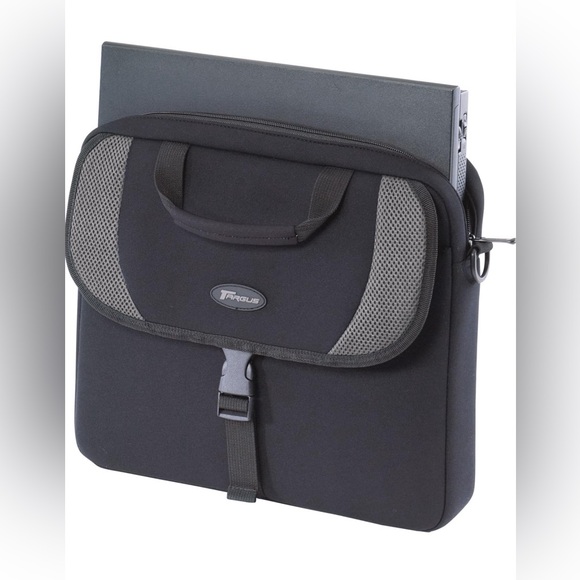 Targus CVR200 Slip Labtop / Notebook Case - Picture 10 of 12